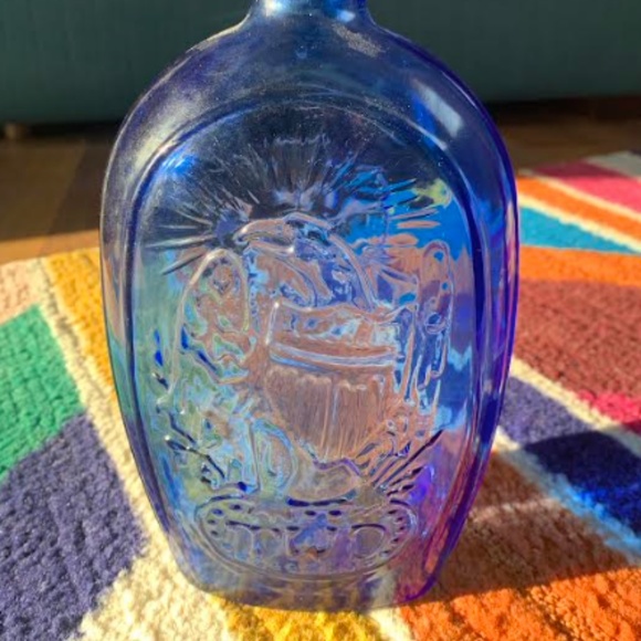 American Eagle Bottle - Picture 5 of 10